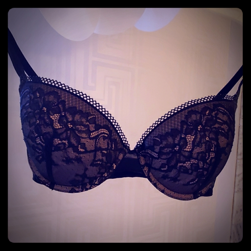 Vince Camuto Bra